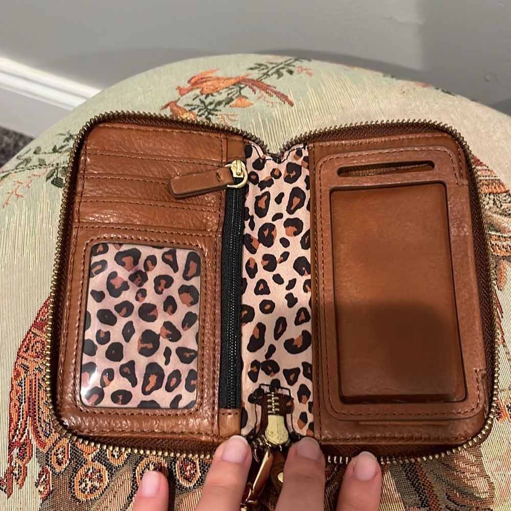 Juicy Couture brown zip wallet - Picture 4 of 5